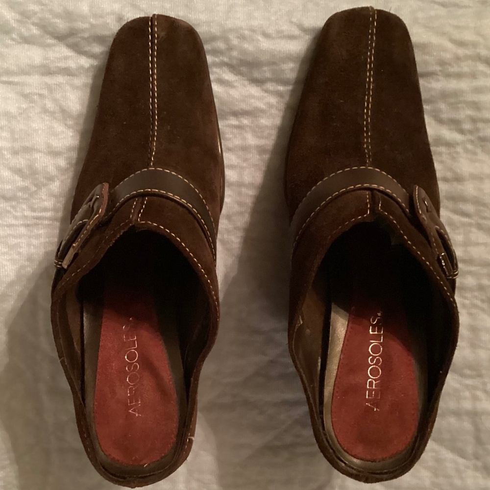 Aerosoles - Brown Suede Mule 3” heel, size 8 - Picture 3 of 5